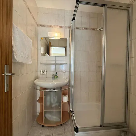 Apollo 47 Apartment *